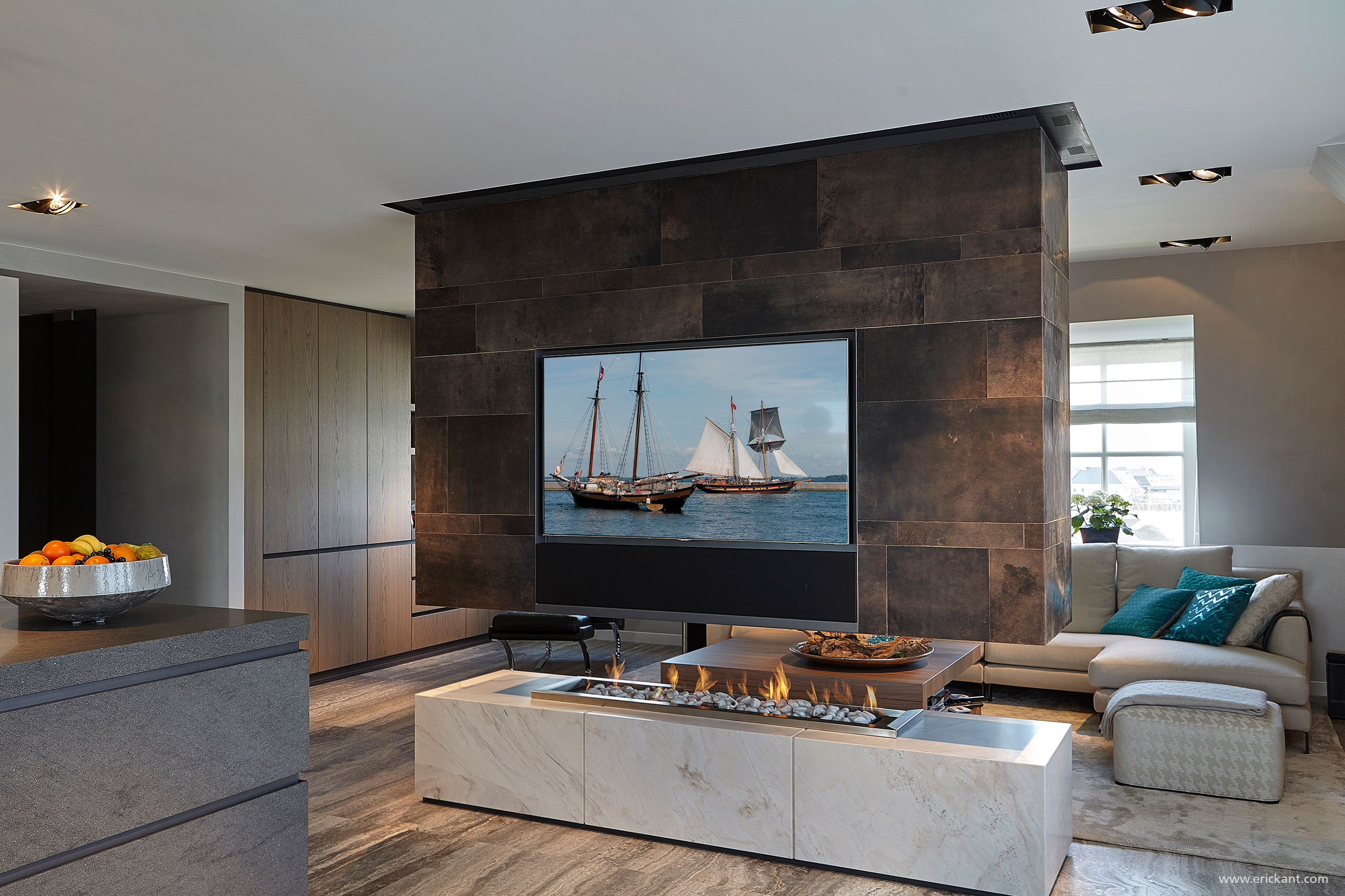 Metropolitain Penthouse-living roomdivider- ERIC KANT.jpg
