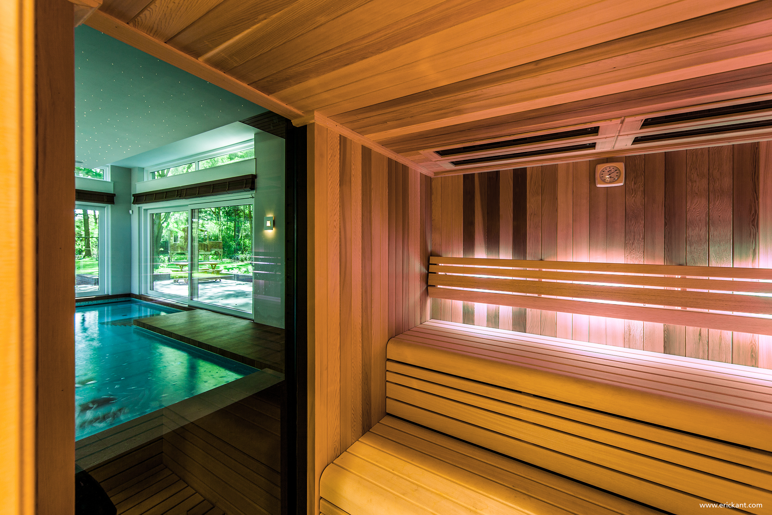 Luxury Bungalow-sauna-ERIC KANT.jpg