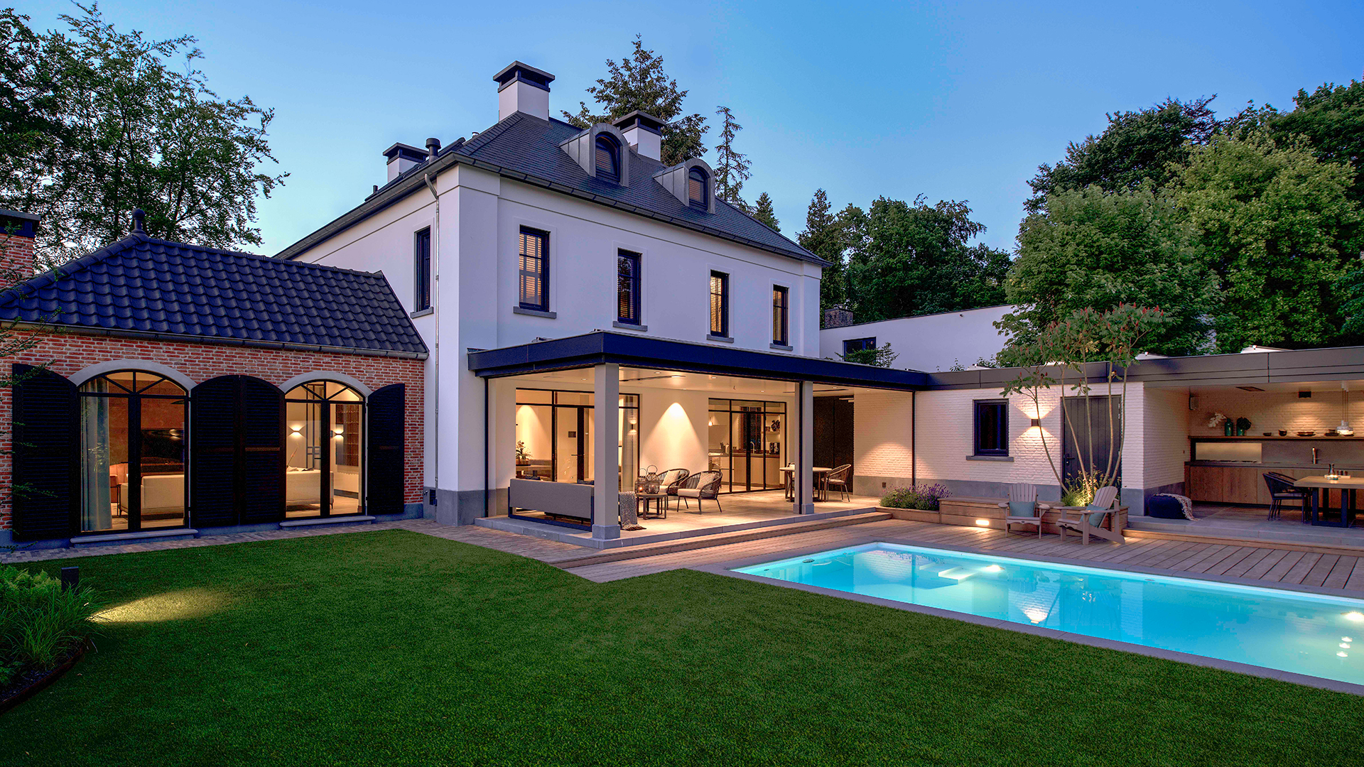04-ERIC KANT LUXURY VILLA 1920X1080.jpg