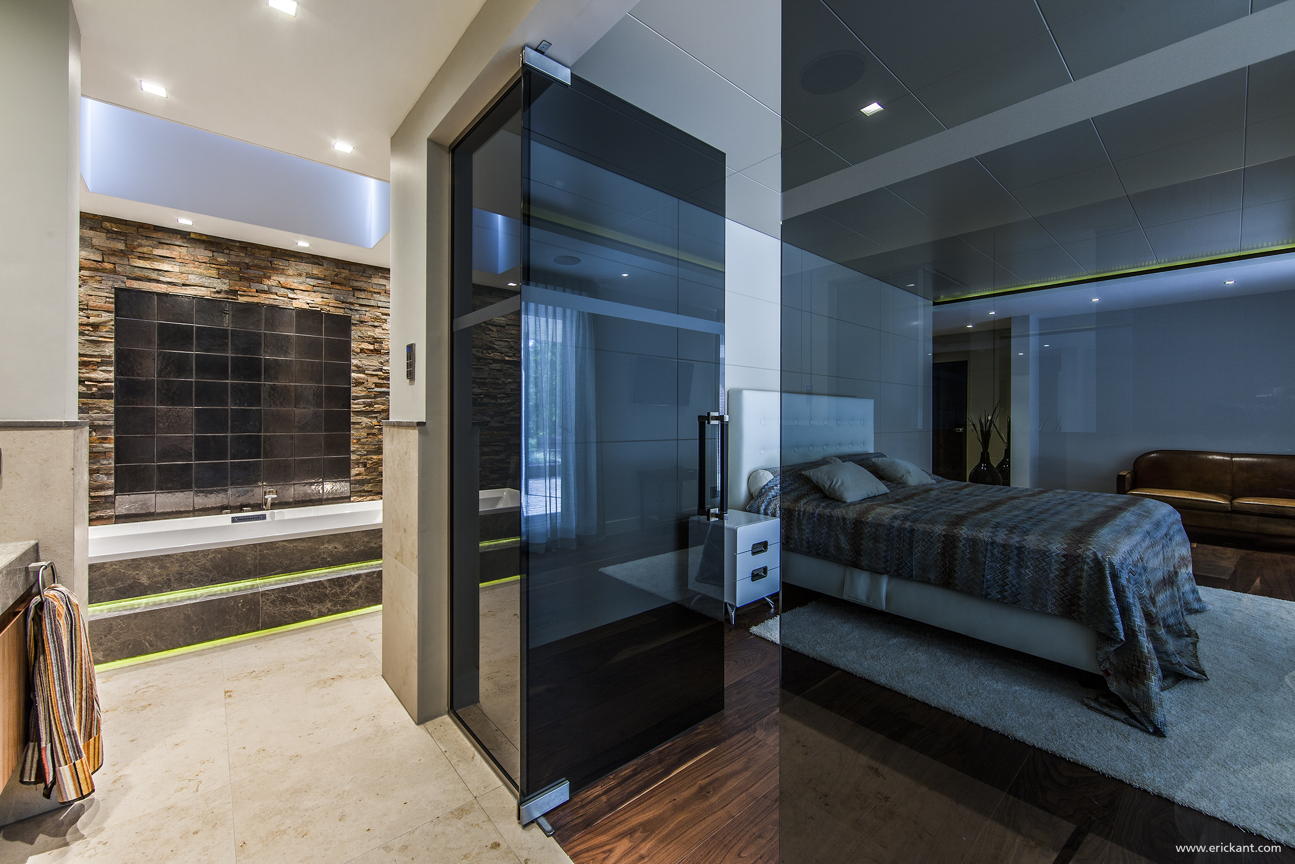 Luxury Bungalow-bedroom-ERIC KANT.jpg