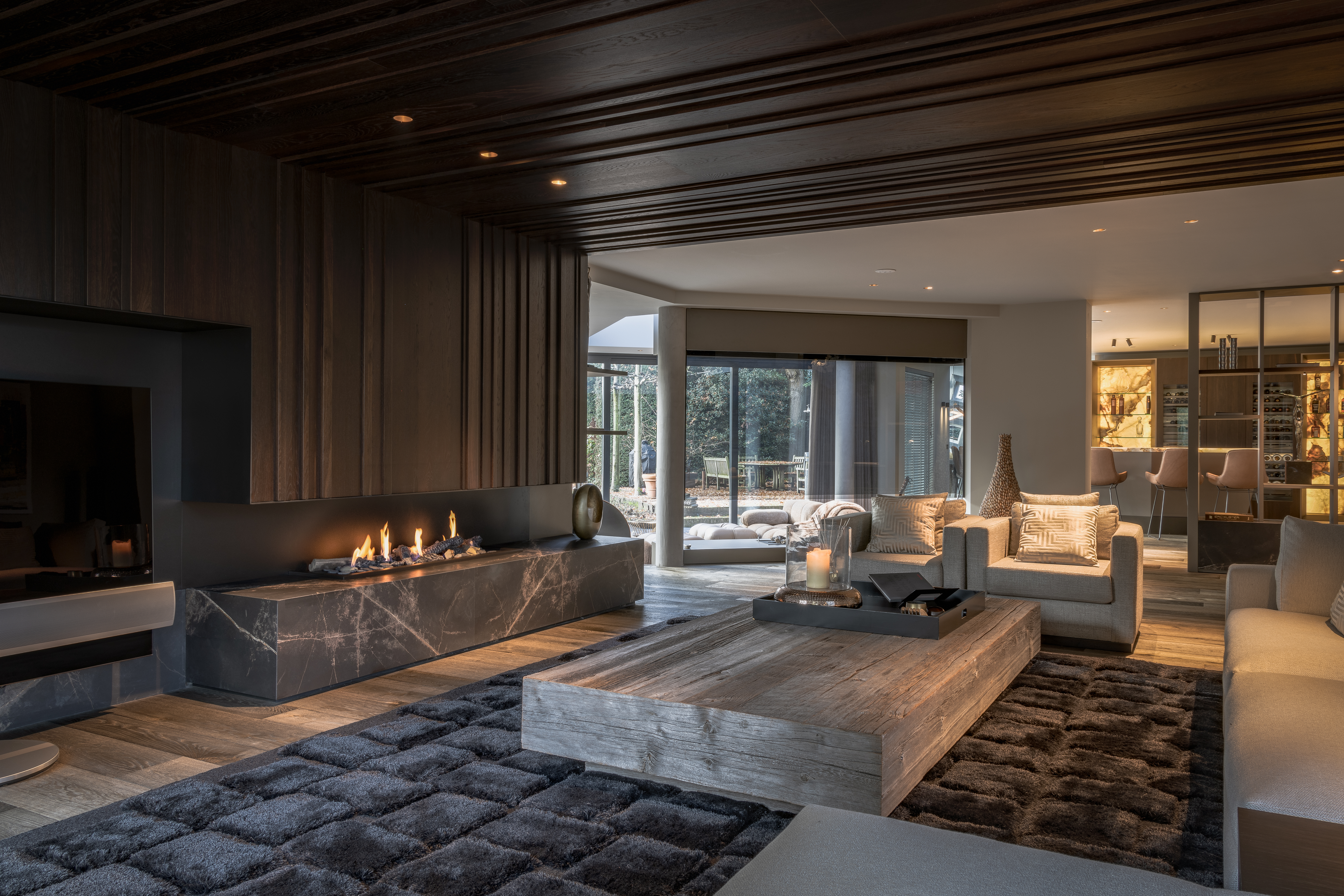 Luxury-Living-Fireplace-Design-Eric-Kant.jpg