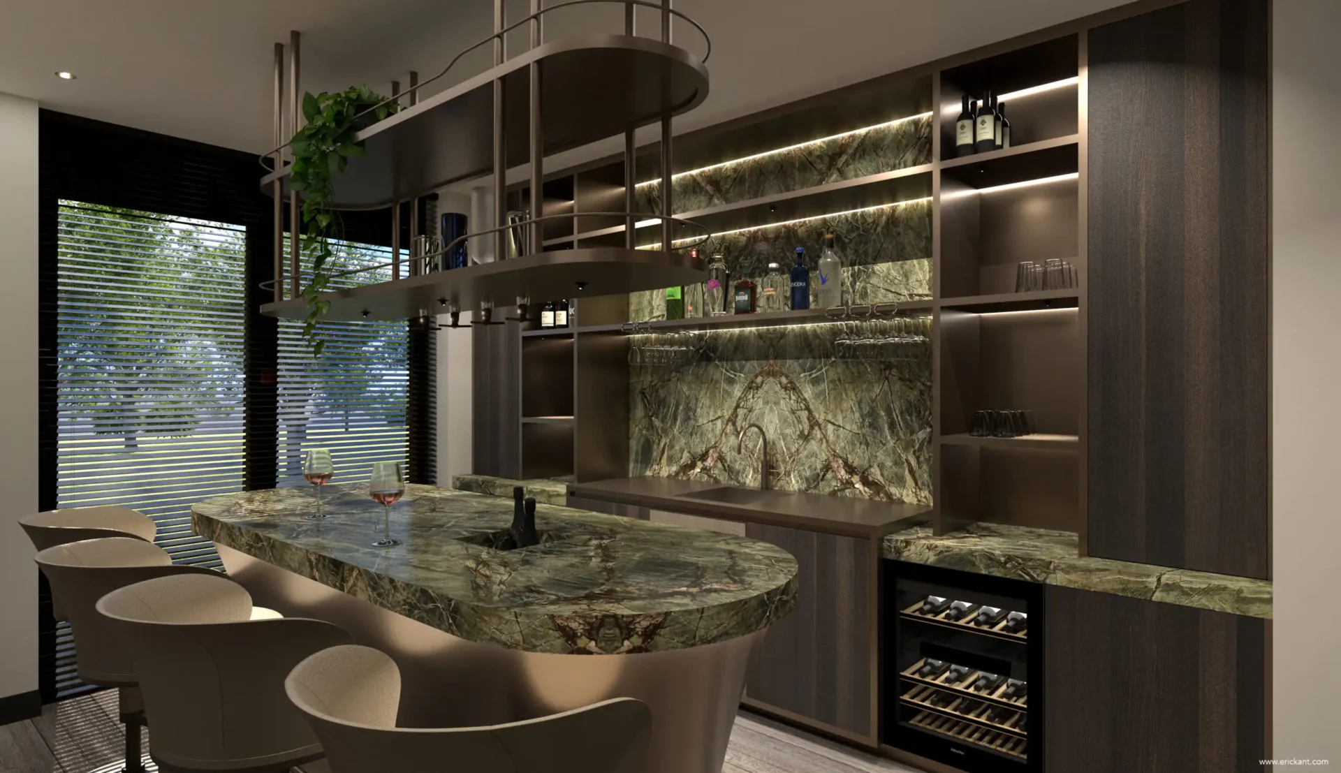 Breedbeeldopname van een luxe privébar in project Luxury Apartment Living met een massief groen marmeren barblad, bronzen achterwandkast, wijnklimaatkast en moderne barstoelen door ERIC KANT